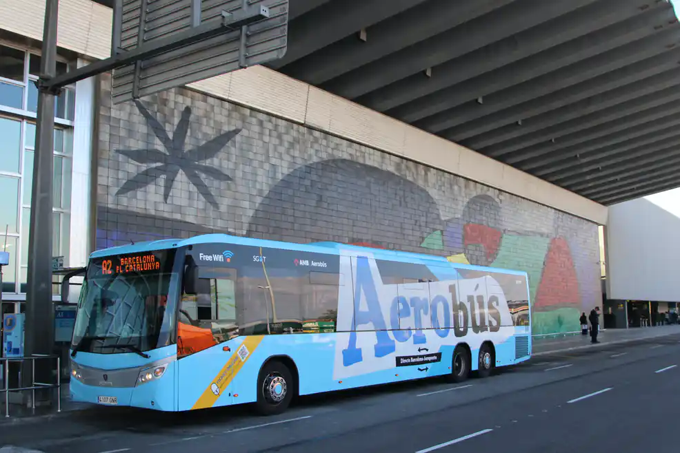 How-to-go-from-Barcelona-airport-to-the-center-aerobus